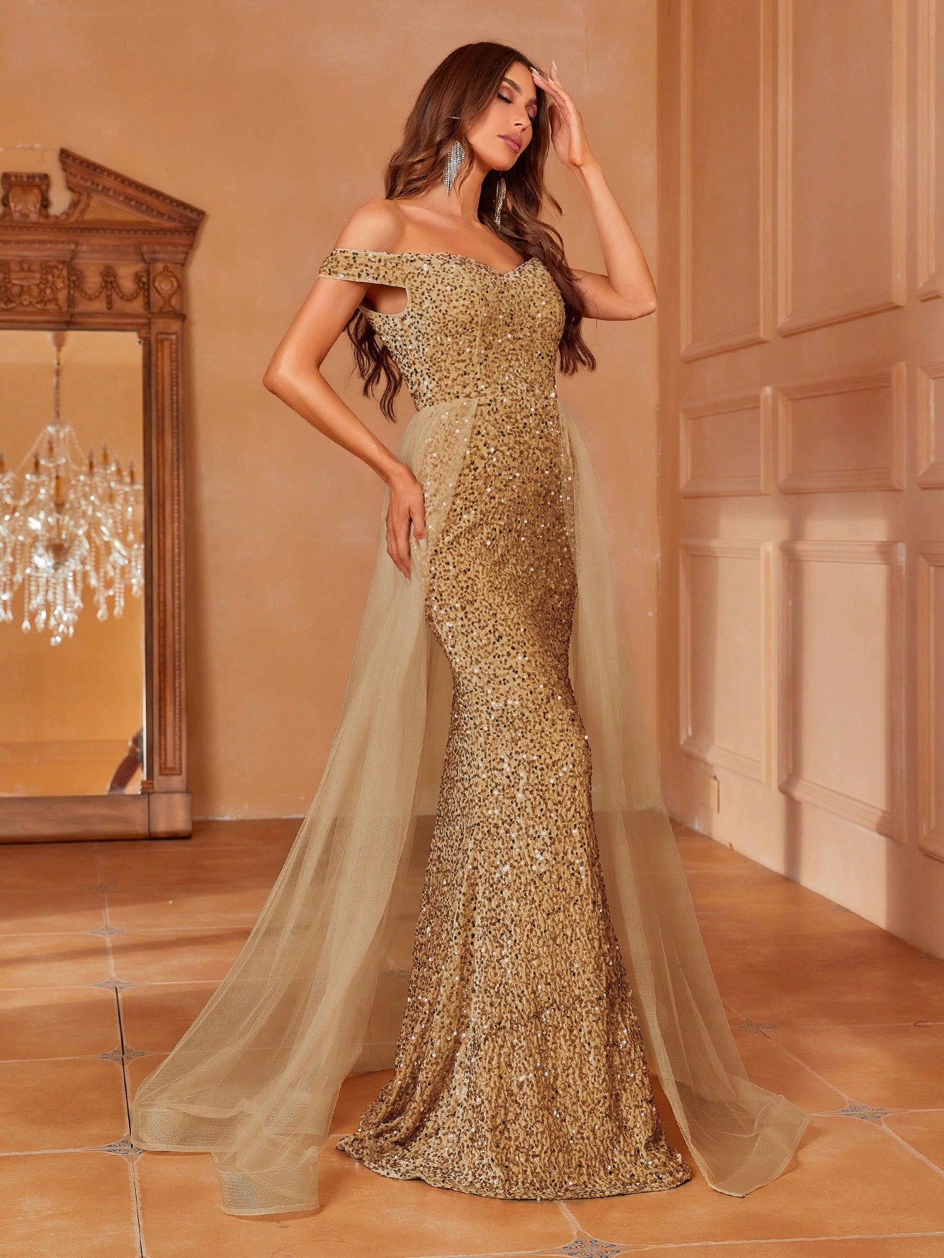 Robe de soiree pailletee doree